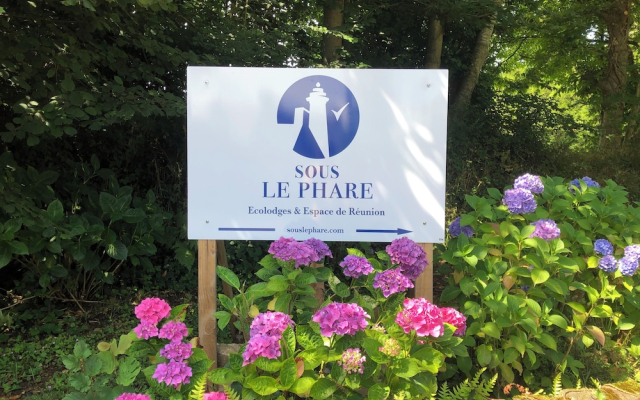 Sous Le Phare