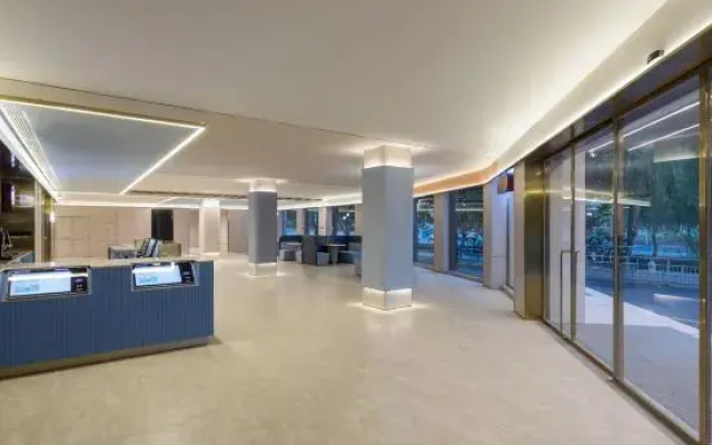 HanTing Hotel (Hefei Binhu CBD Financial Center)