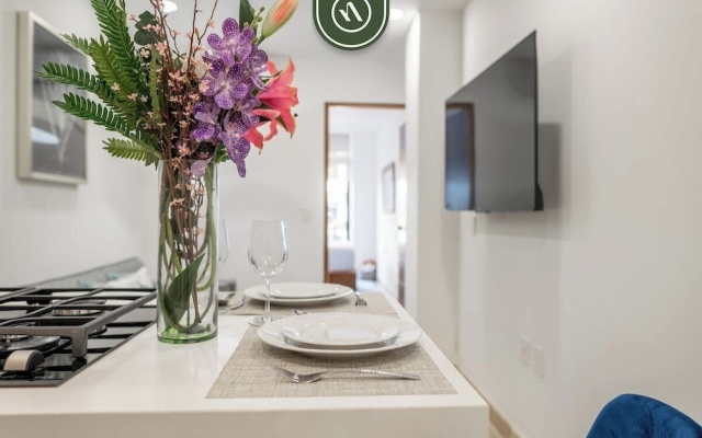 Centric 1 BR Condo in Zona Romantica - Pool