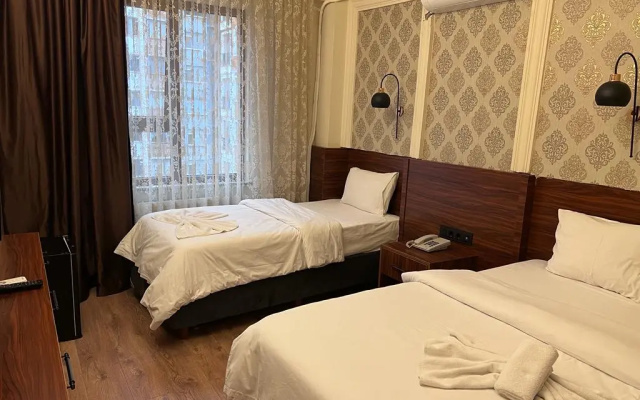 Grand 53 Hotel