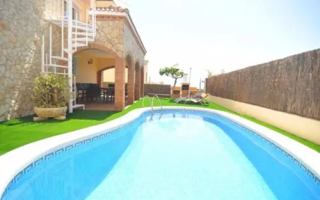 HomeHolidaysRentals Navy Blue - Costa Barcelona