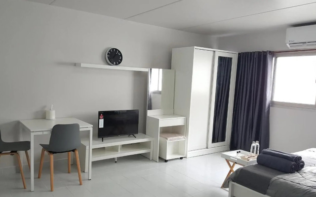 Popular Condo C5 IMPACT