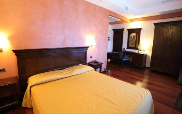 Hotel Teocrito