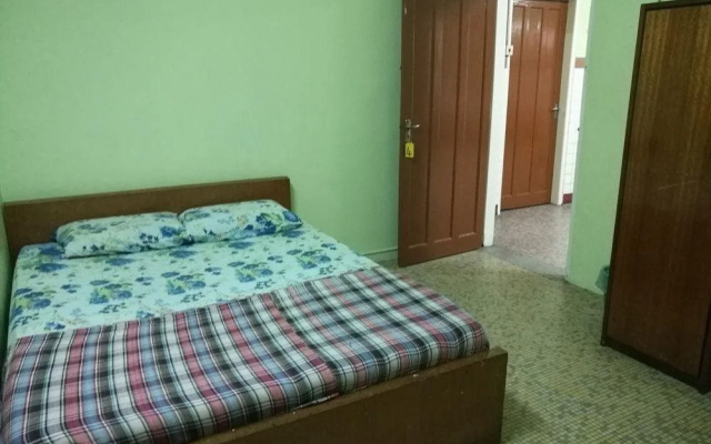 Paradise Hotel