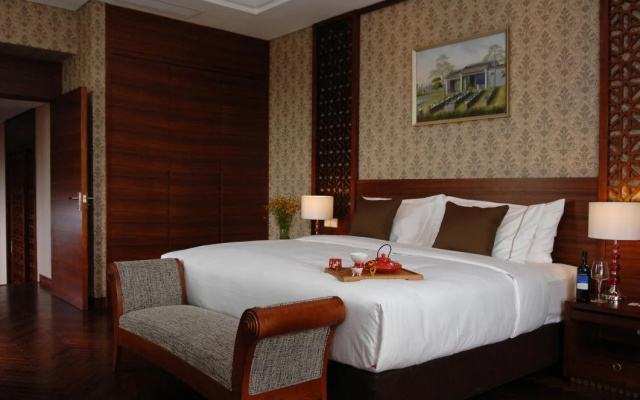 G-LUXE Hongqiao Shanghai by Gloria