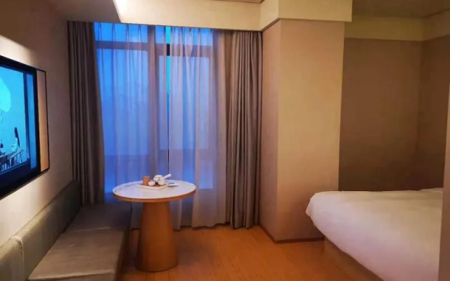 Ji Hotel Shanghai Jiading Bailian Shopping Center