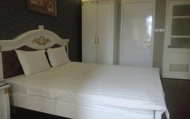 Pearl Hotel - 48 Nguyen Chanh