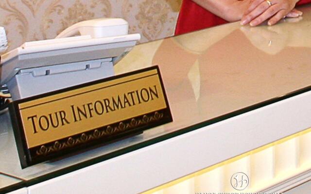 Отель Hanoi Guest House Royal вид на фасад