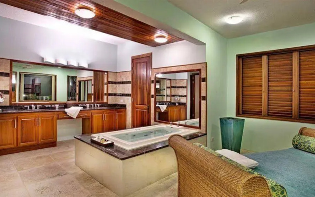 Sheriva Luxury Villas And Suites