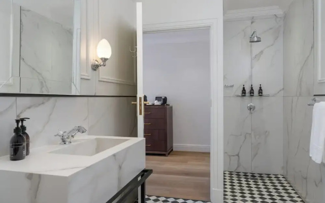 Guest House by Morea