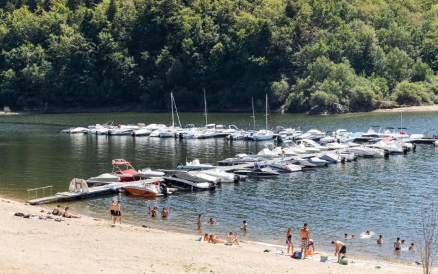 Huttopia Lac de la Siauve