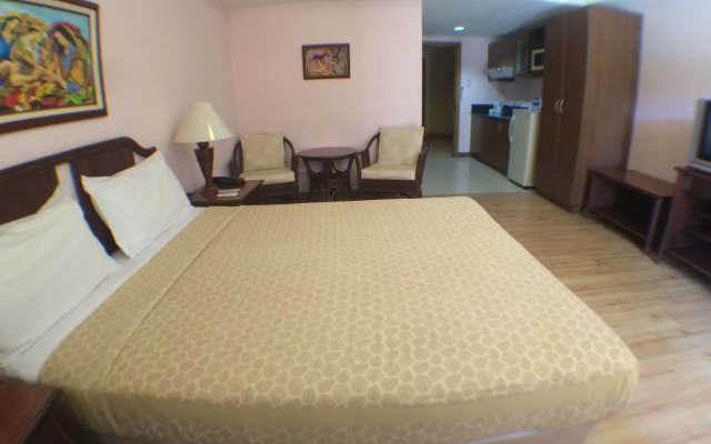 Subic Holiday Villas