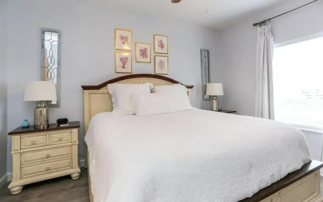 Waterside Village Condo 304 - Coastal Joy