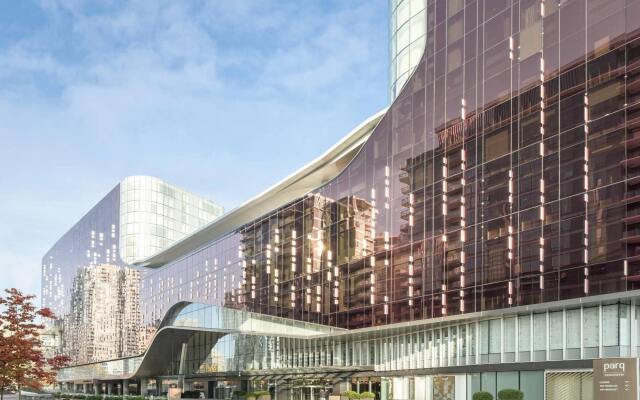 Отель JW Marriott Parq Vancouver Канада, Ванкувер - отзывы, цены и фото номеров - забронировать отель JW Marriott Parq Vancouver онлайн вид на фасад