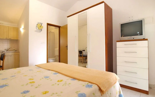 Apartment 1644