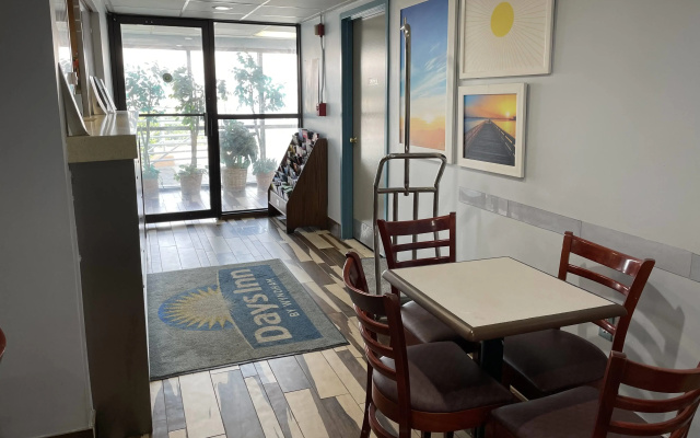 Days Inn by Wyndham Jersey City / NYC Area