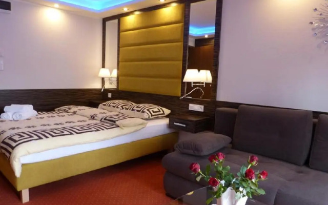Apartament 46m2 parter z wanną ASENATA