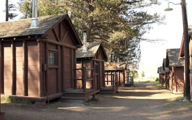 Roosevelt Lodge & Cabins - Inside the Park