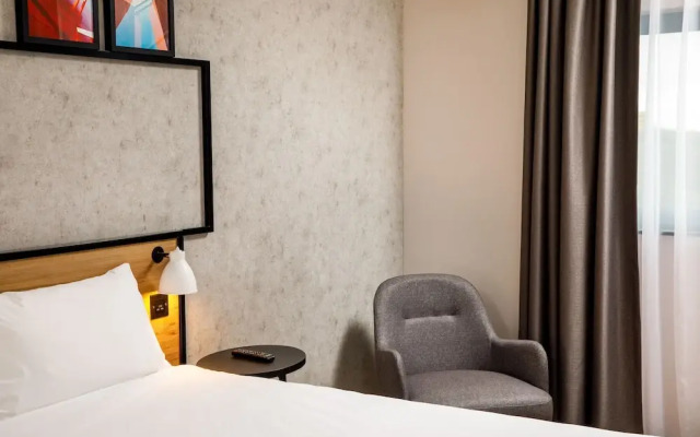 Ibis London Heathrow T5