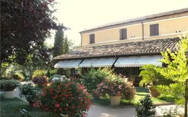 Agriturismo La Grotta