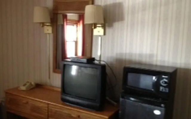 Ikes Motel Beloit