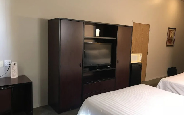 Warman Hotel