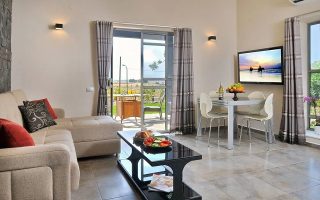Kibbutz Afik Country Lodging