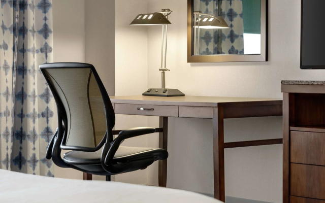 Hilton Garden Inn Louisville Downtown
