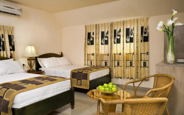 Melony Hotel