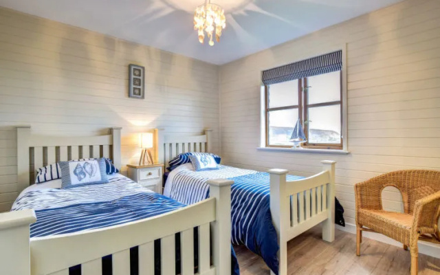 Holiday Home Uwch y Castell