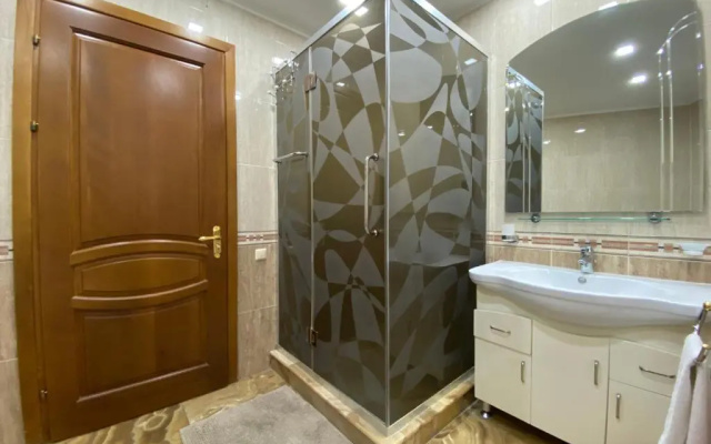 Northern Avenue, 3 bedrooms Luxury, Special Penthouse HH888