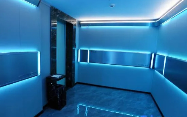 Sanya E-BLUE E-sports Hotel