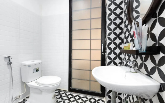 Vivid Boutique Hometel
