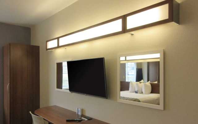 Quality Inn & Suites Caldwell I-77