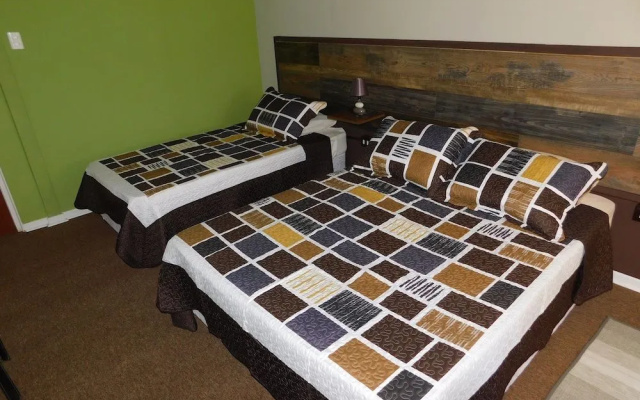 Hostal Casa Alegre