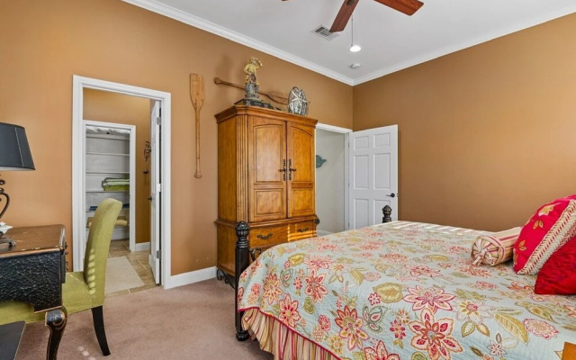 Little Pink - 2 Br Home