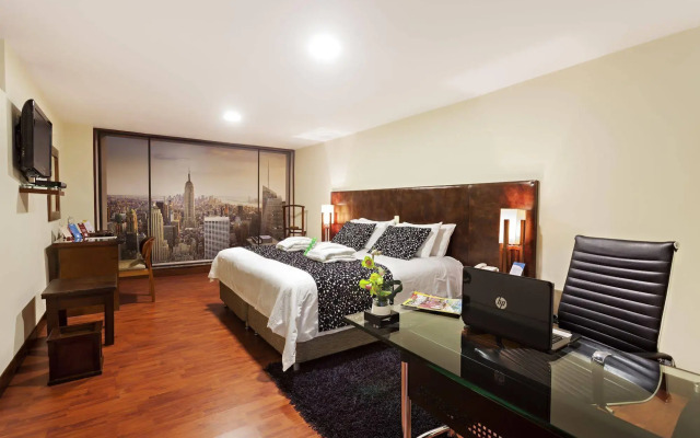 Loft Hotel