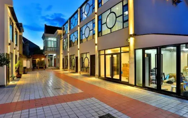 Shanghai Mofu Shiguang Homestay