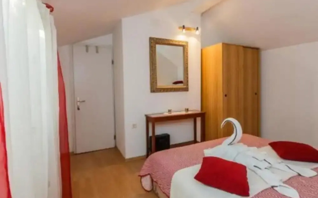 Apartments Roda - One Bedroom Apartment With Terrace -