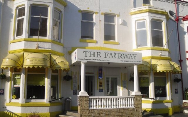 Fairway Hotel вид на фасад
