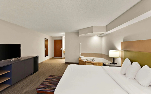 Country Inn & Suites by Radisson, Jonesborough-Johnson City West, TN