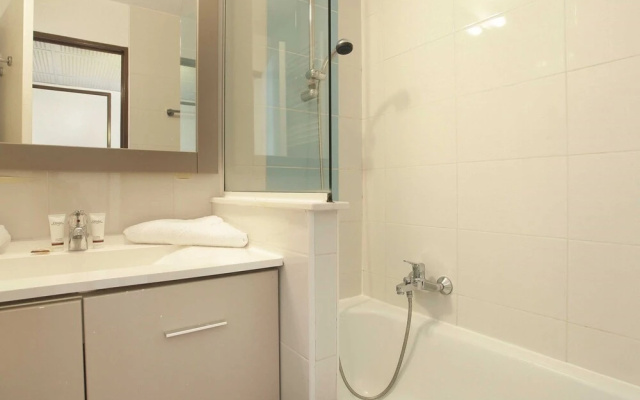 Neat apartment with air conditioning in the heart of Cannes