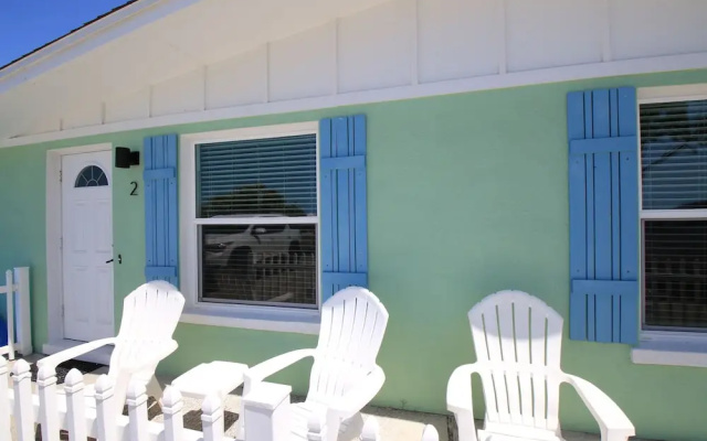 Beach Breeze Unit 2 by Anna Maria