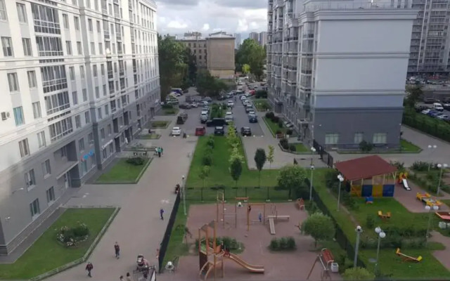 Апартаменты Скайлайт на проспекте Московский