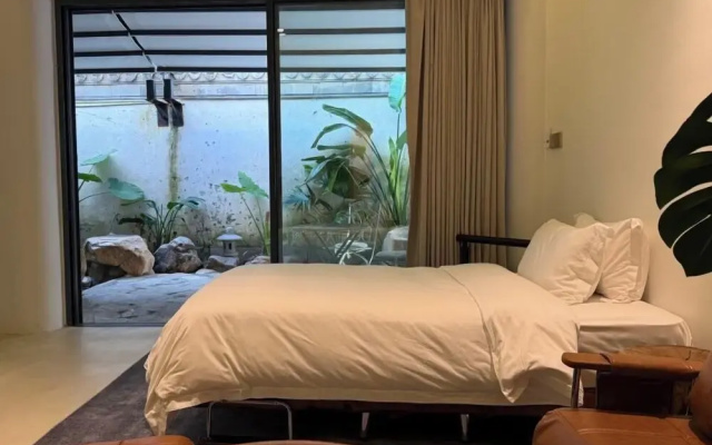 Jiangnanfu Bed and Breakfast