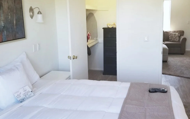 Park Suites at 239 - One Bedroom Apartment