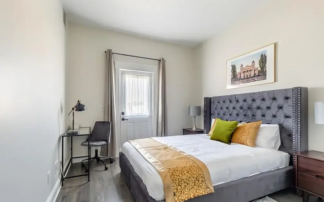 Iconic Rideau 1Bd Unit Balcony Free Parking 1