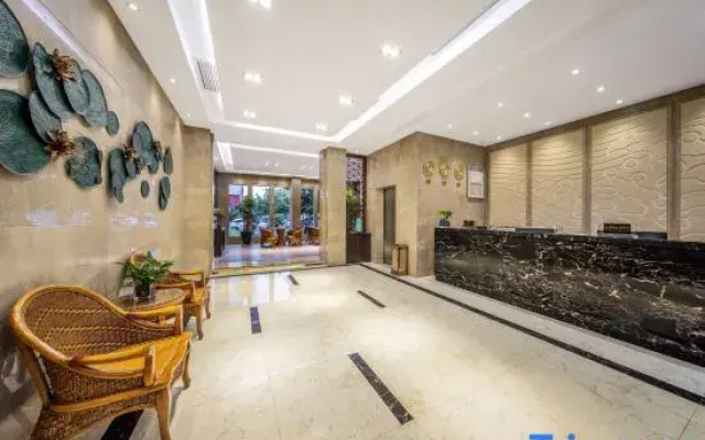 Shangzhou Hotel (Yiwu International Trade City Zone 1 store)