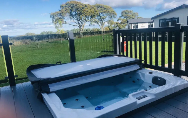 Carnaby 23 3 Bedroom Lodge With Hot tub