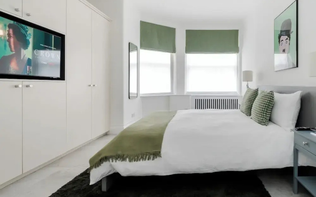 LONDONERS│It's South Ken, Darling!